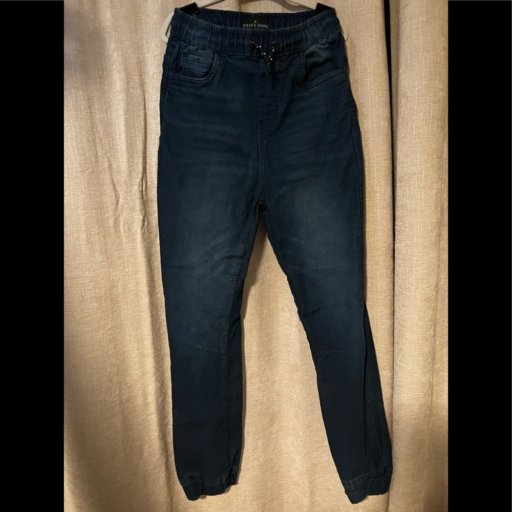 Dark blue demin jeans